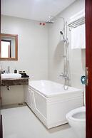 New Century Hotel Cau Giay