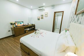 New Century Hotel Cau Giay