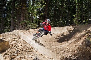 Spacious And Modern 2br Premier- The Pines- Kids Ski Free 2 Bedroom Co