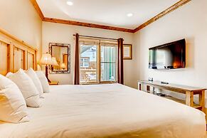 Updated 1br Premier  At Black Bear Lodge- Kids Ski Free 1 Bedroom Cond