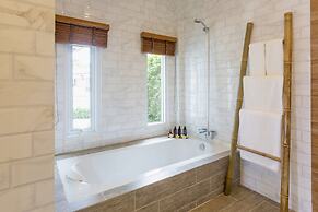 Aura Samui Best Beach Hotel