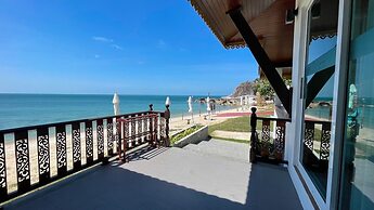 Aura Samui Best Beach Hotel