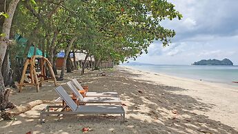 Koh Jum Delight Beach