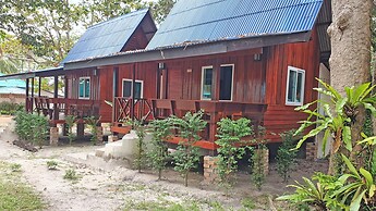 Koh Jum Delight Beach