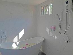 Koh Jum Delight Beach