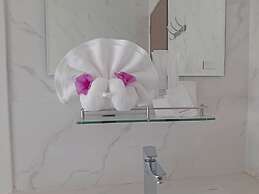 Koh Jum Delight Beach