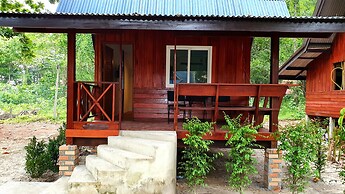 Koh Jum Delight Beach