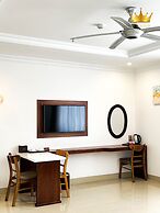 Kiwi Hotel & Apartments