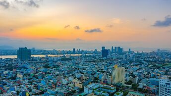 Kiwi Hotel & Apartments