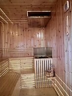 Kiwi Hotel & Apartments