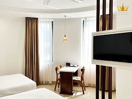 Kiwi Hotel & Apartments