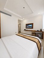 Kiwi Hotel & Apartments