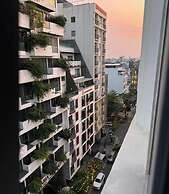 Kiwi Hotel & Apartments
