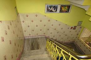 Goroomgo Neelachal Lodge Puri