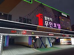 Hanam 1st Business Hotel