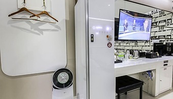 Hanam 1st Business Hotel