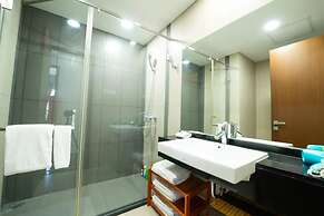 Bayhomes Lancaster Serviced Apartment