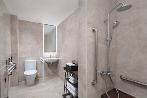 HUALUXE Xi'an Tanghua