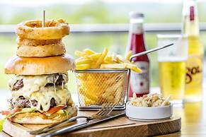 The Lodge Rooms @ Carus Green