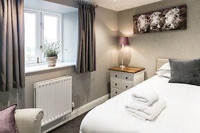 The Lodge Rooms @ Carus Green