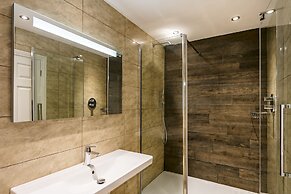 The Lodge Rooms @ Carus Green