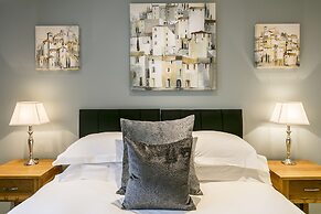 The Lodge Rooms @ Carus Green