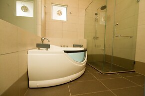 Aurora Boutique Hotel