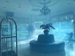 Aurora Boutique Hotel