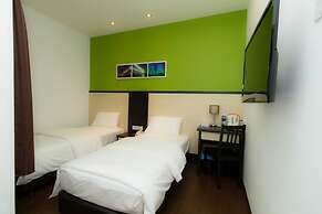 Aurora Boutique Hotel