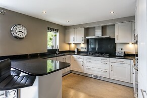 The Townhouses @ Carus Green