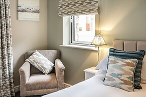 The Townhouses @ Carus Green