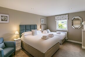 The Townhouses @ Carus Green