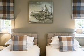 The Townhouses @ Carus Green