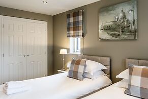 The Townhouses @ Carus Green