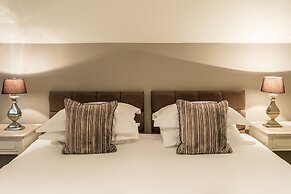 The Townhouses @ Carus Green