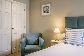 The Townhouses @ Carus Green