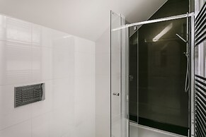 The Townhouses @ Carus Green