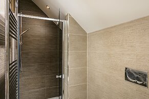 The Townhouses @ Carus Green