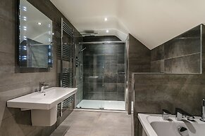 The Townhouses @ Carus Green