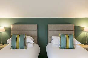 The Townhouses @ Carus Green