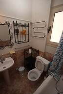 2 Bedroom House near Tombs of the Kings