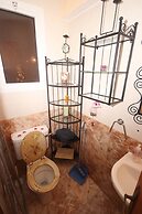 2 Bedroom House near Tombs of the Kings