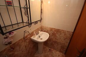 2 Bedroom House near Tombs of the Kings