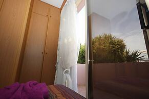 2 Bedroom House near Tombs of the Kings