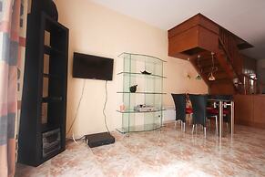 2 Bedroom House near Tombs of the Kings