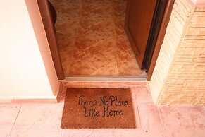 2 Bedroom House near Tombs of the Kings