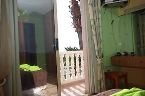 2 Bedroom House near Tombs of the Kings