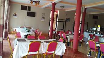 Flagship Piazza Hotel - Hostel