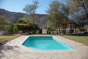 Khowarib Lodge