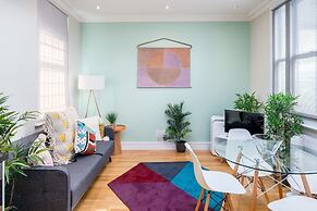 Upper Berkeley Street Flats